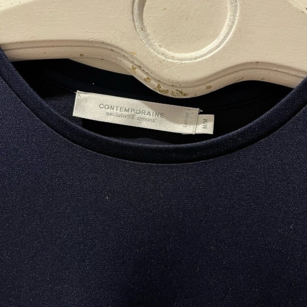 CONTEMPORAINE SIMONS White  &navy top size M